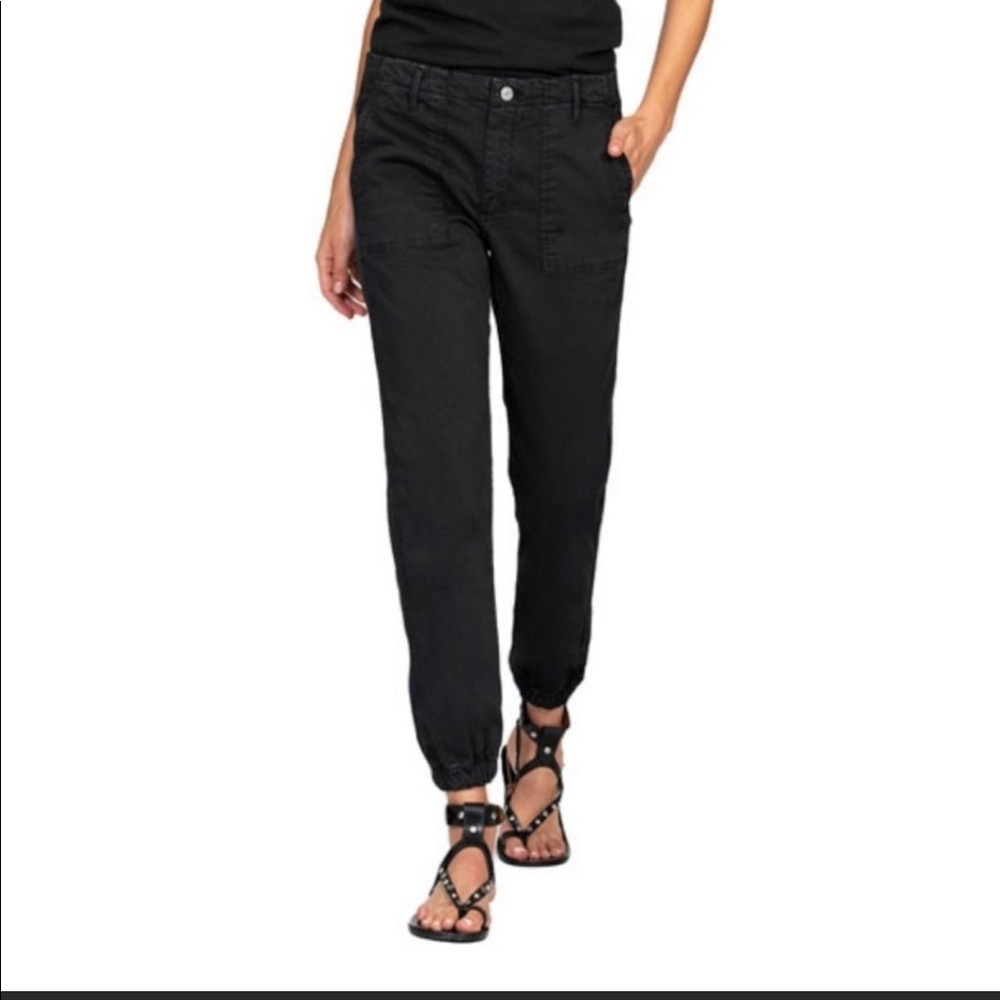 Black Orchid Noel Military Joggers size 29
